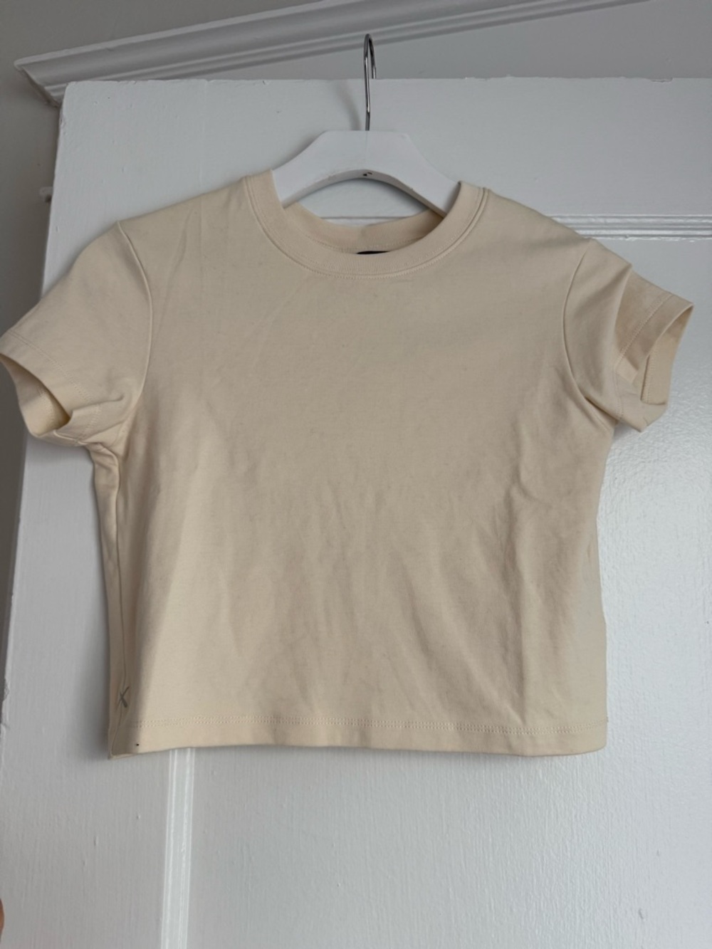 Cuts Clothing Cream Crop Tee
